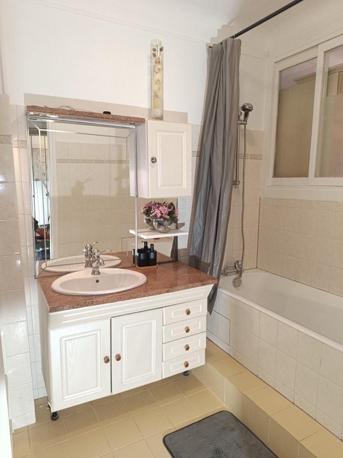 Chambres Privees Dans Un Appartement De 2 Pieces A Paris 13E المظهر الخارجي الصورة